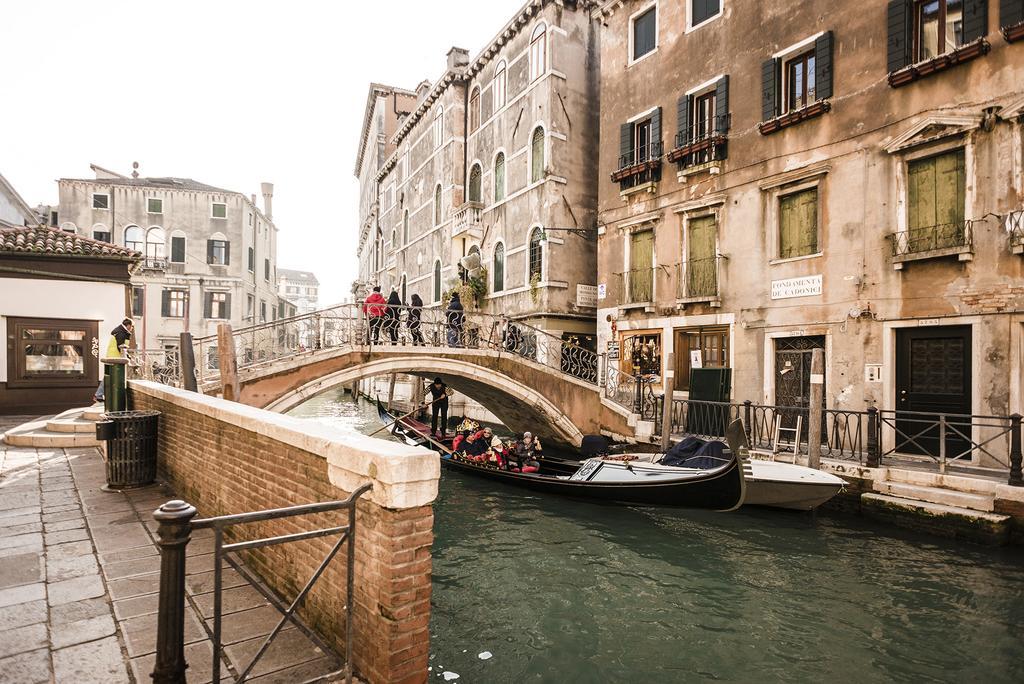 Myplace Rialto Apartments Venice Luaran gambar